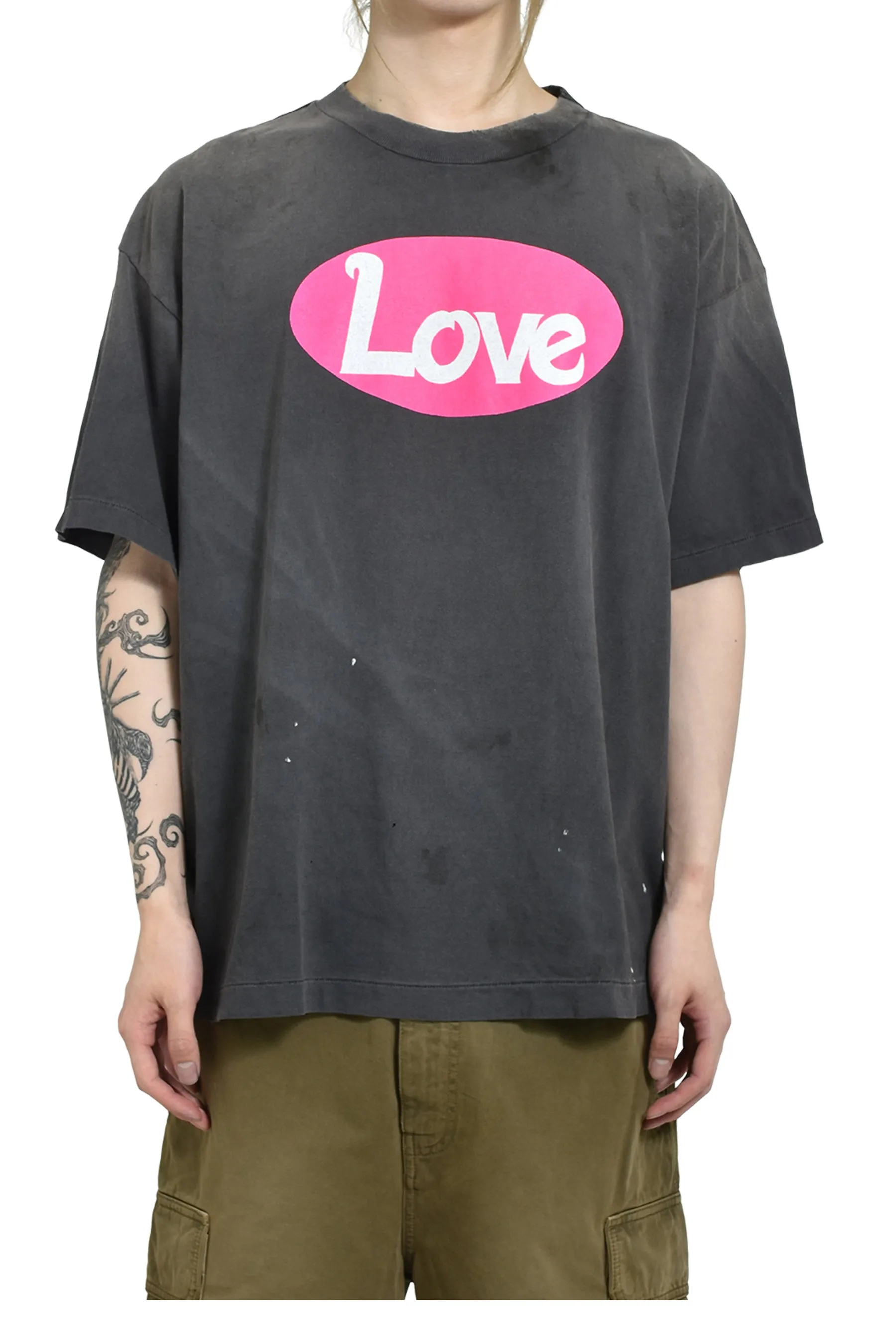 SAINT Mxxxxxx SS TEE/LOVE/BLK LOVE Pink Love Skull Distressed TEE Washed Black S-XL Cylindrical Fabric Ready-made Assute Dyeing Ma Liu Fading Washing Technology Top Printing Technology Handmade Graffiti Splashing Ink Correct Main Mark/Wash Mark/Anti-Counterfeiting Label Top Purchasing Level